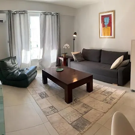 Apartment Apartment/ Flat -